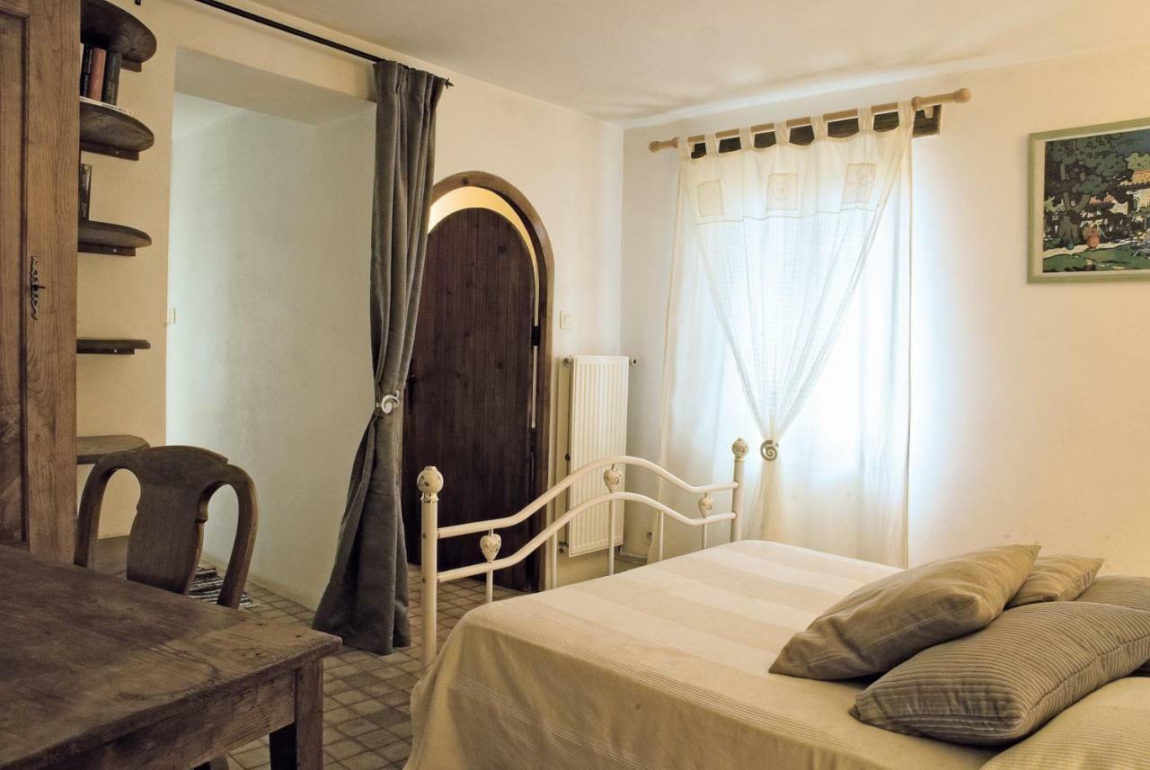 Maison De Dame Tartine Issirac Экстерьер фото
