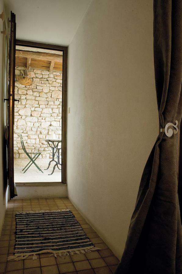 Maison De Dame Tartine Issirac Экстерьер фото